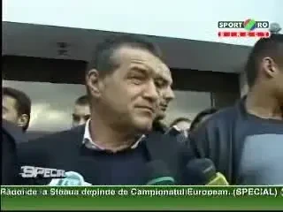 BECALI: "DACA VEZI MECIUL CU RAPID SAU BISTRITA, CFR NU MERITA FELICITARI"