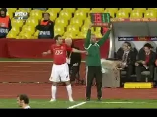 Giggs l-a luat pe Charlton! Jucatorul lui Man United cu cele mai multe prezente!