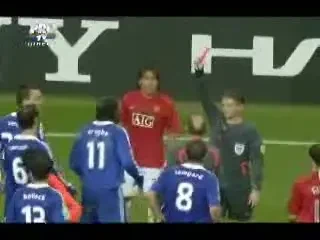 Nervi de primavara! Vezi ce palma i-a aplicat Drogba lui Vidic!