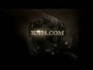 Slam Kobe Bryant, peste o piscina plina cu serpi!