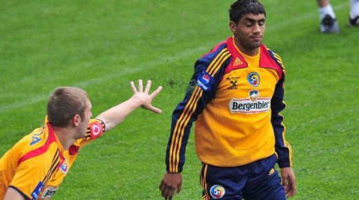 Doua puncte, 15.000 de suporteri, un penalty ratat_7