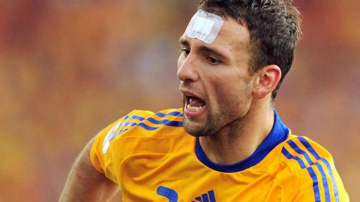 Doua puncte, 15.000 de suporteri, un penalty ratat_26