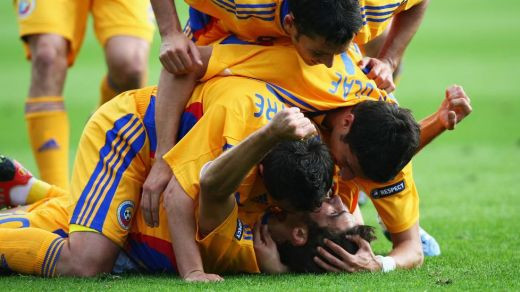 Doua puncte, 15.000 de suporteri, un penalty ratat_27