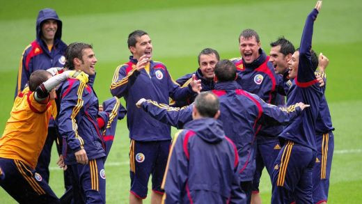 Doua puncte, 15.000 de suporteri, un penalty ratat_46