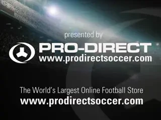 Xavi si Messi se relaxeaza la bowling!