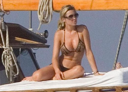 Abbey Clancy "calare" pe Crouch!