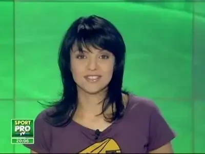 Super-femei la ultimul amical al lui Poli!