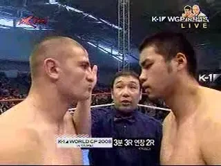 VIDEO: Morosanu a facut show si KO la K1 Taipei