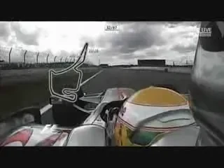 Vezi accidentul terifiant al lui Timo Glock!