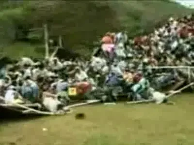 Video: Zeci de persoane ranite la o corida in Columbia!