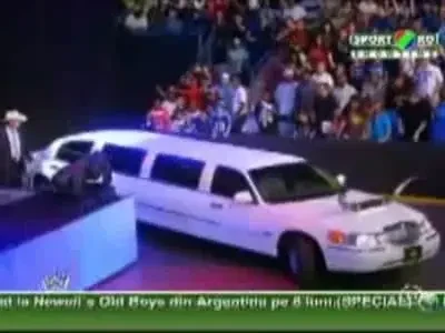 Brigada Pimp My Ride condusa de Cena a facut ravagii cu masina lui JBL!