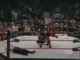 Tomko pleaca din TNA?