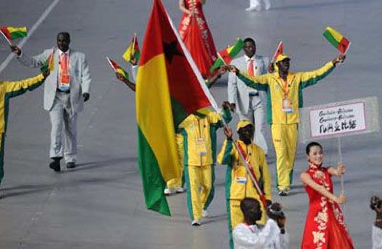 Vezi imagini de la startul Olimpiadei!_4