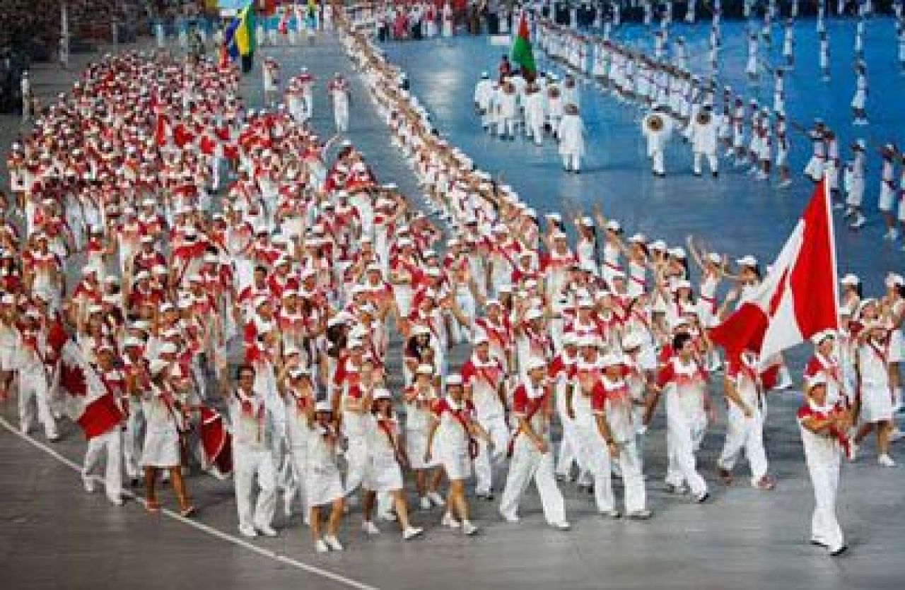 Vezi imagini de la startul Olimpiadei!_12