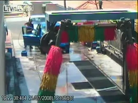 Nervi la spalatorie: cum sa iti faci masina praf intr-o secunda!