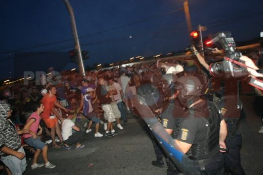 Foto si Video! Timisoara viole(n)ta: Batai pe strazile Timisoarei_14