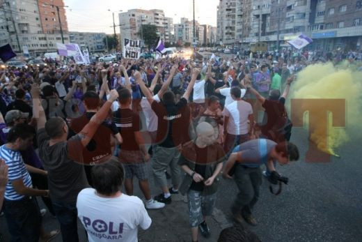 Foto si Video! Timisoara viole(n)ta: Batai pe strazile Timisoarei_20