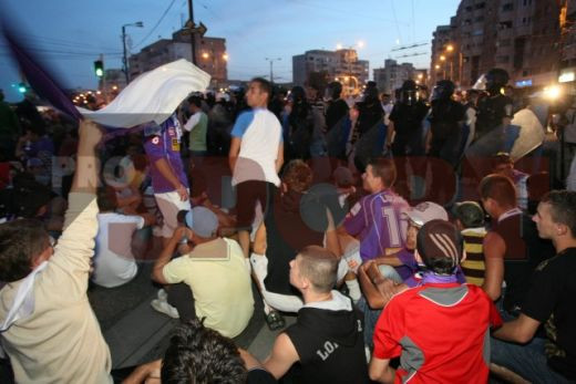 Foto si Video! Timisoara viole(n)ta: Batai pe strazile Timisoarei_21