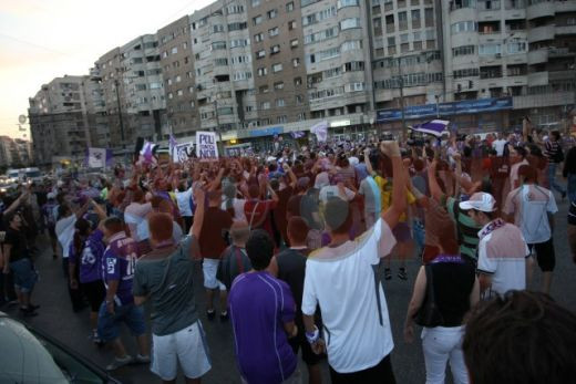 Foto si Video! Timisoara viole(n)ta: Batai pe strazile Timisoarei_25