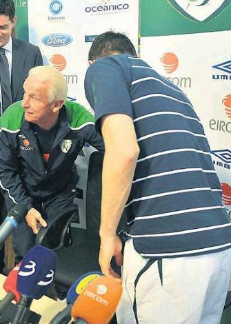 Oops, ce cazatura! Trapattoni a facut show la o conferinta de presa!_5