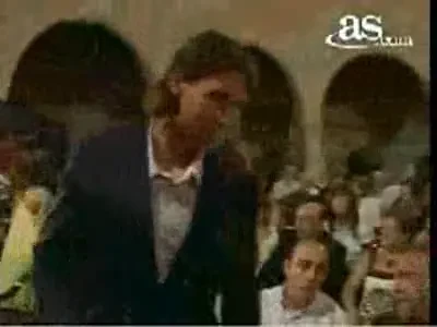 La un pas sa ramana in fundul gol: Nadal si-a rupt pantalonii!