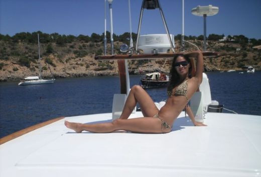 FOTO: Liana Jaba l-a innebunit pe Ronaldo la Ibiza!_11