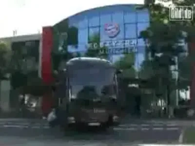 Bayern si-a luat mega autocar inainte de Steaua!