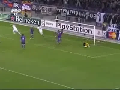 Vezi golul lui Jadson, de 0-2