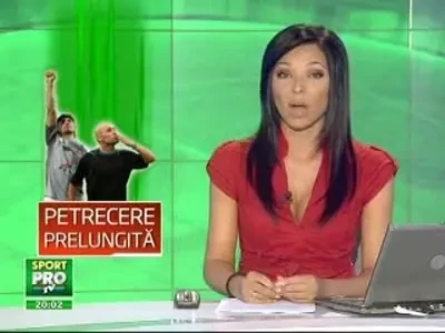 Spaghetti si sampanie! Vezi cum au petrecut clujenii dupa victoria de la Roma!