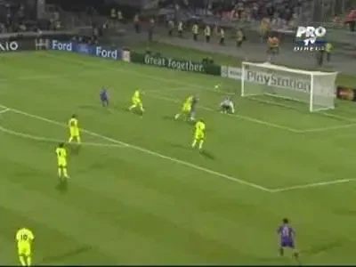 Vezi golul de 1-0 pentru Fiorentina, marcat de Gilardino!