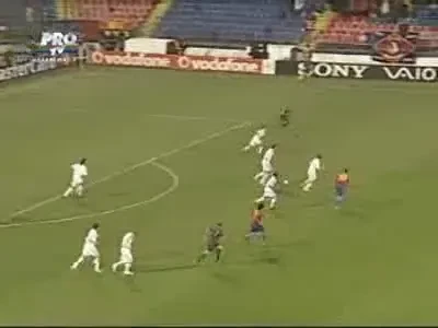 Zapata scoate senzational. Vezi video: