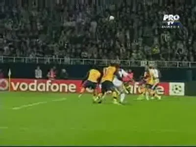 Dinamo deschide scorul. Video