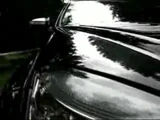 VIDEO / Vezi ce poate cel mai tunat Mercedes!