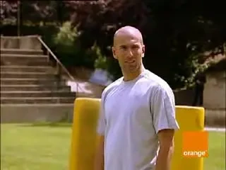 Zidane s-a indragostit de Haka! O face mai bine ca All Blacks sau Morosanu? Vezi aici