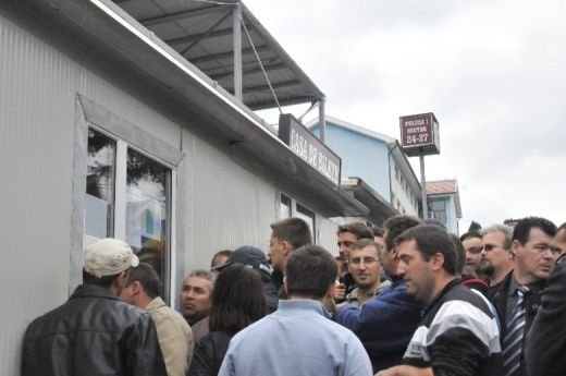 Foto: Nebunie la Cluj pentru meciul cu Steaua: 10.000 bilete vandute in prima zi_9
