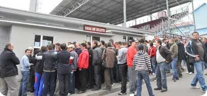 Foto: Nebunie la Cluj pentru meciul cu Steaua: 10.000 bilete vandute in prima zi_12
