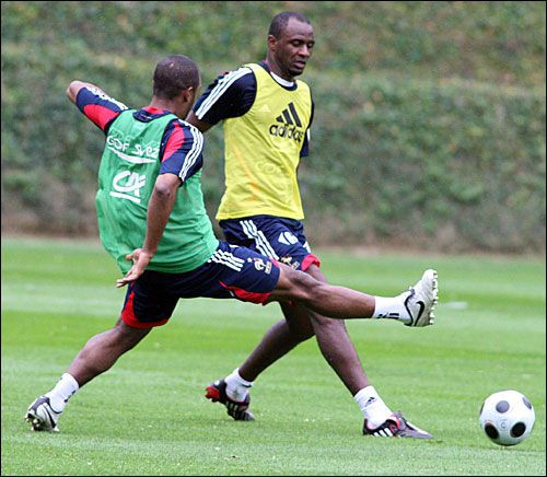 Vezi imagini de la antrenamentul Frantei!_10