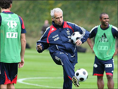 Vezi imagini de la antrenamentul Frantei!_11