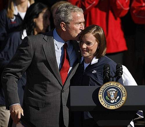 Bush, intimidat de mama lui Phelps!_6