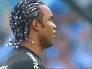 Jucator din Brazilia, suspendat 8 etape pentru scene GAY pe teren!