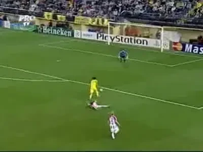 Vezi golul de 4-2 al lui Llorente!