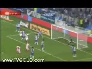 Vezi cum si-a furat-o Porto, cu Sapunaru in teren!