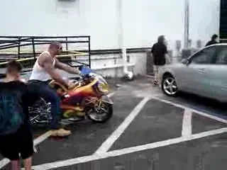 Batista isi prezinta PE STRADA motocicleta de 180.000 de euro!