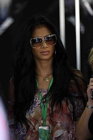 Hamilton este noul rege al Formulei 1! Vezi cum l-a incurajat Nicole!_9