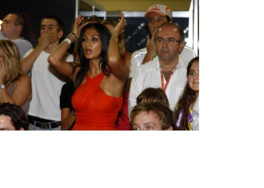 Hamilton este noul rege al Formulei 1! Vezi cum l-a incurajat Nicole!_7