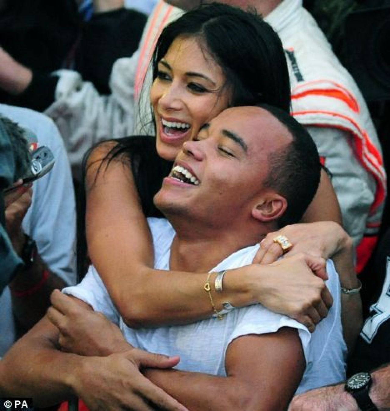 Hamilton este noul rege al Formulei 1! Vezi cum l-a incurajat Nicole!_11