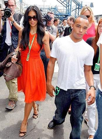 Hamilton este noul rege al Formulei 1! Vezi cum l-a incurajat Nicole!_12