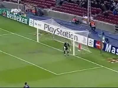 Vezi golul egalarii pentru Basel marcat de Derdiyok!