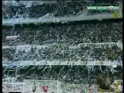 Vezi cele mai tari faze reusite de Adi Ilie pentru Valencia