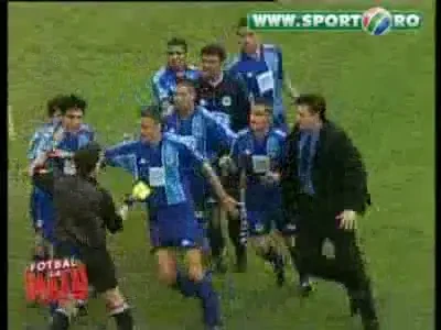 Maratonistul Zotta, fugarit de Gino Iorgulescu! Ce zici, scapa? :)